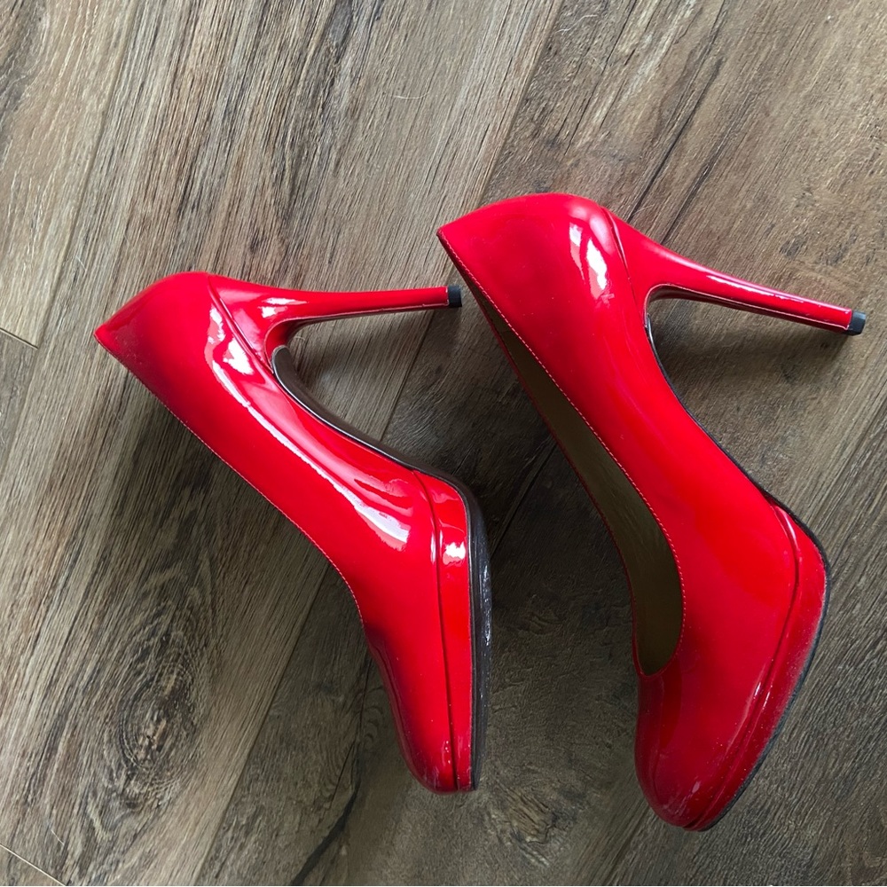 EUC red patent leather heels